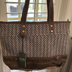 Myra Bag Brown/Cream/Blue Zipper Tote
